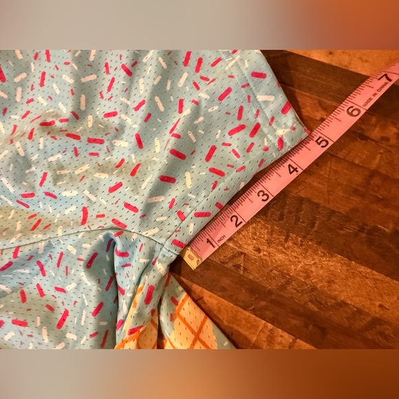 Baseball Lifestyle 101 sprinkle and ice cream shorts for boys, size youth medium - Picture 5 of 5